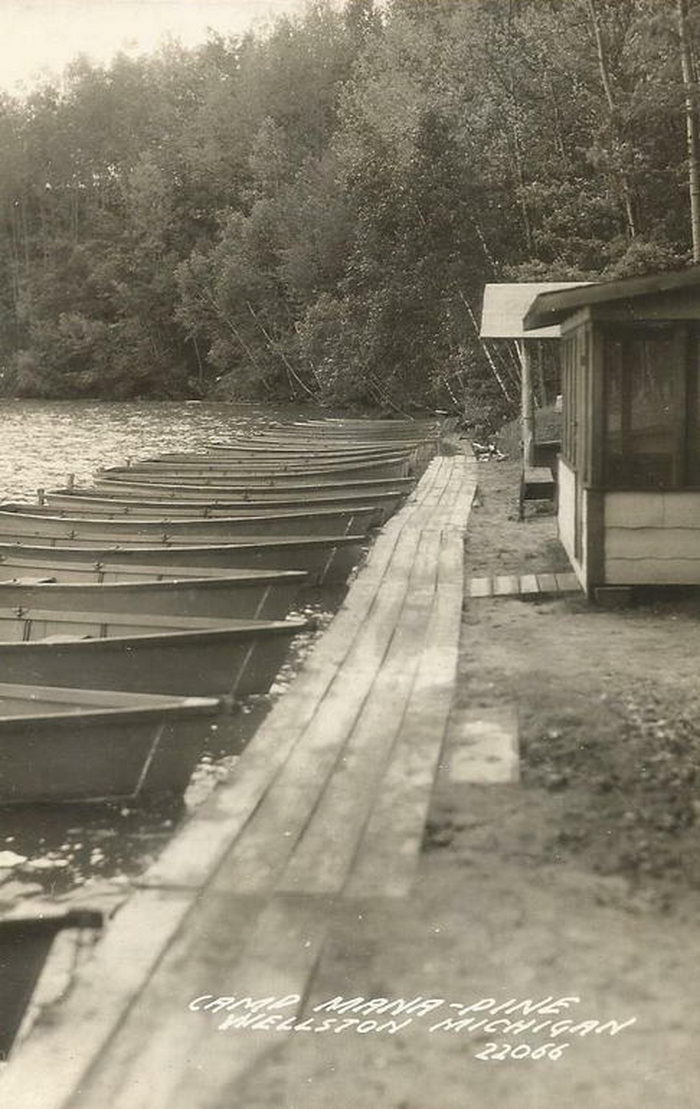 Wellston - Old Post Card Photo (newer photo)